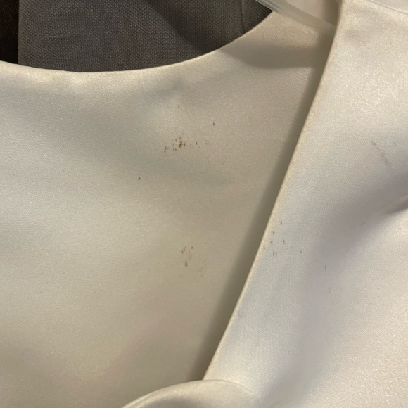 Us ANGELS The Satin and tulle with rose petals Dress size 6 - Picture 7 of 9